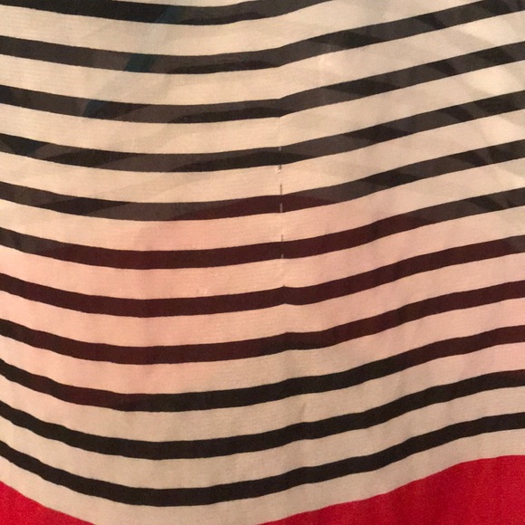 Top - Picture 2 of 3